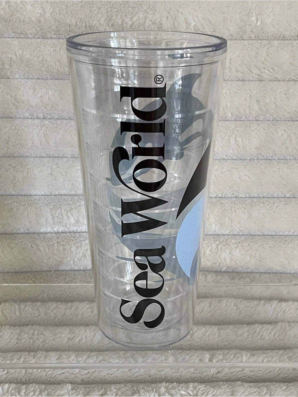 22oz. Sea World Double-Wall Insulated Tumbler